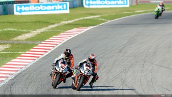 Marco Melandri a porté quelques attaques saignantes sur son coéquipier lors des deux manches à Sepang, avec deux victoires à la clef.