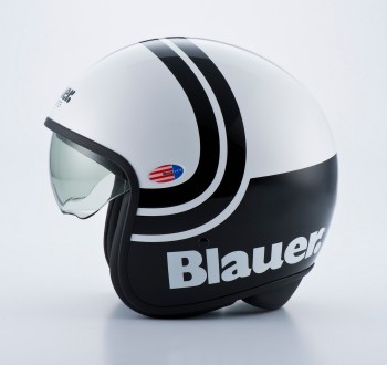 Casque Blauer Pilot 2.0. Photo : Blauer Blanc/Noir