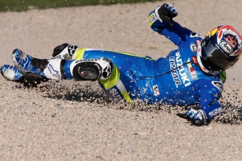 Maverick Viñales a tâté du gravier, mais il signe tout de même le 2e temps avec sa Suzuki !